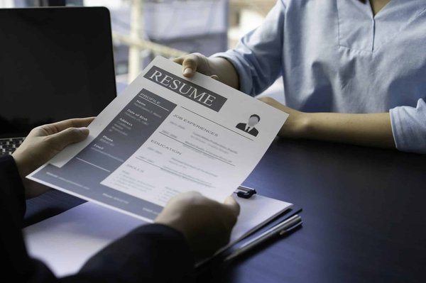 Choisissez le modèle CV idéal pour votre carrière